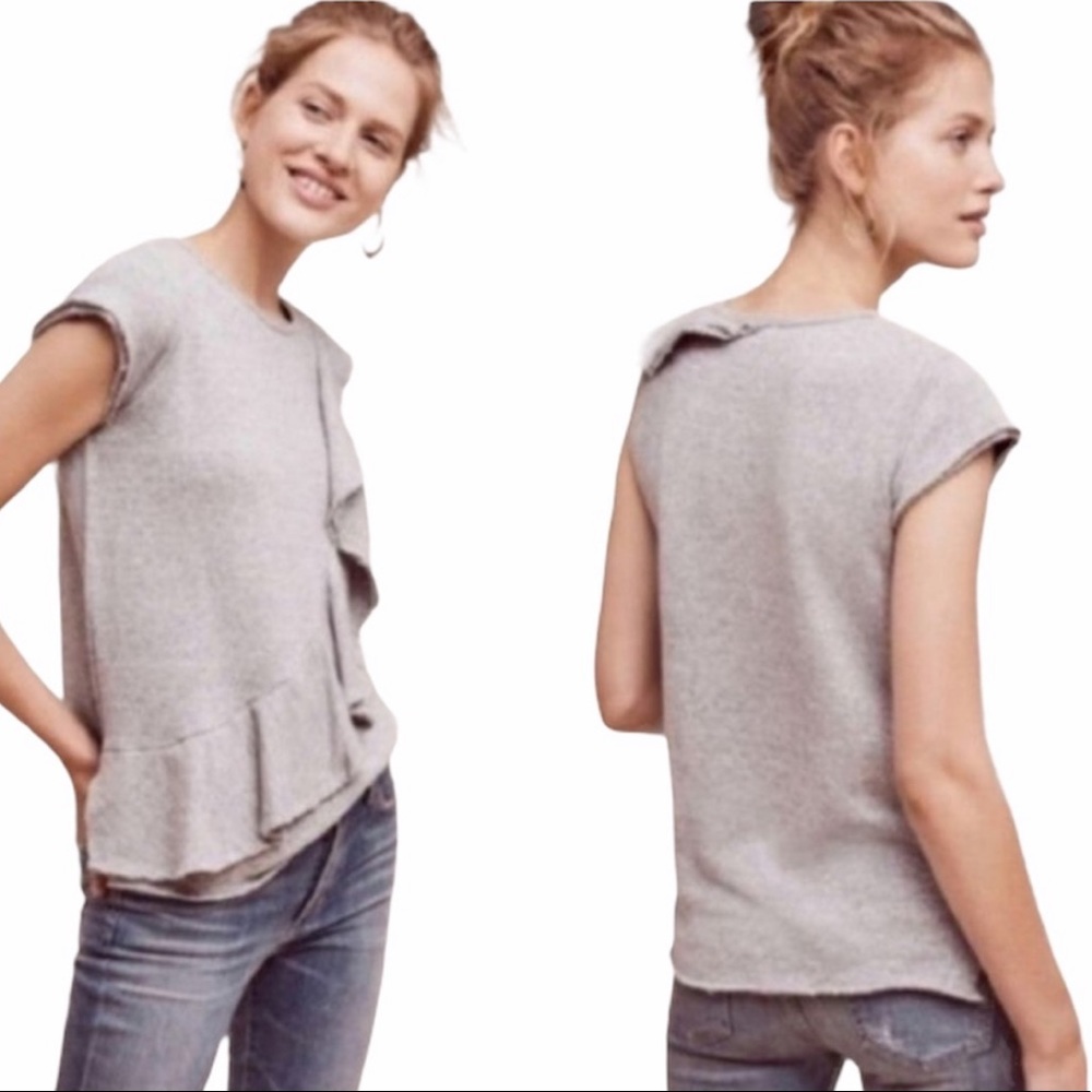 Deletta for Anthropologie grey pullover raw hem shortsleeved top size small